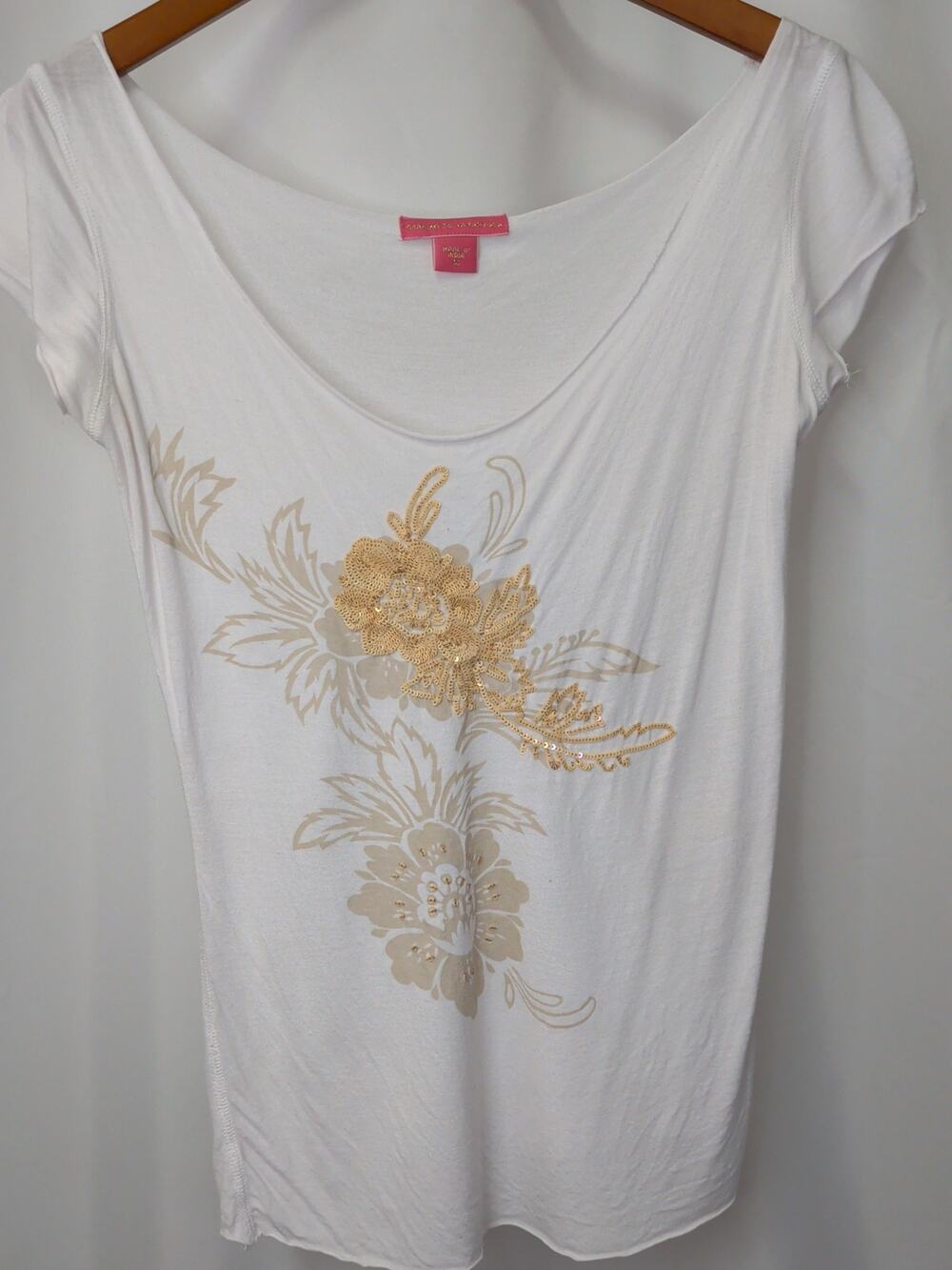 Vintage Y2K Charlotte Tarantola sequined floral cap sleeve t-shirt